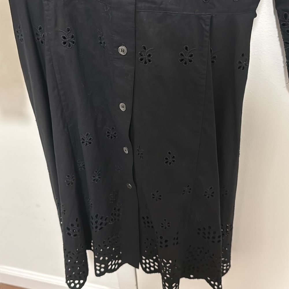 Theory Kalsingas Black Eyelet Embroidered Cotton Shirtdress. Size 00. - Picture 8 of 10